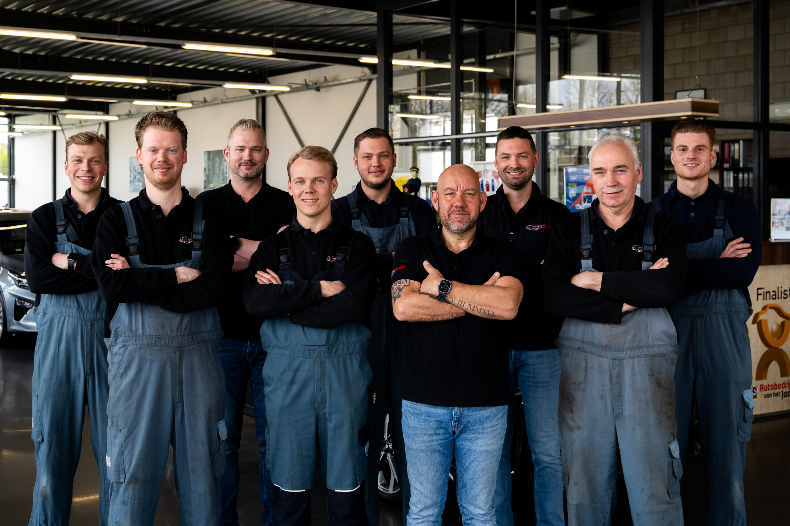 Team autobedrijf Geert Stevering Ulft werkplaats showroom en service